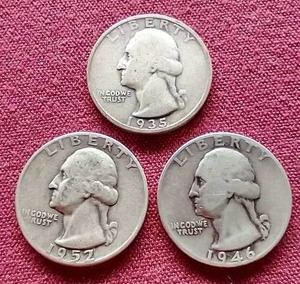 lot 24 image: (3) 90% Silver Washington Quarters