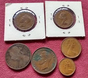 lot 27 image: (6) Vintage British 12 Pennies & Pennies