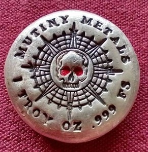 lot 70 image: 1oz Pirate Themed Silver Round