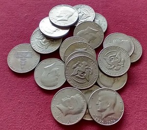 lot 78 image: (20) Kennedy Half Dollars