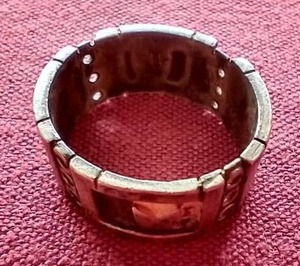 lot 88 image: Unknown Vintage Ring - Appears to Be Sterling