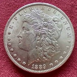 lot 102 image: Beautiful 1889 Morgan Dollar