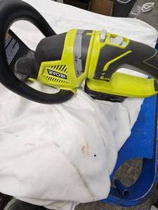 Ryobi 18V Hedge Trimmer, like new condition, one battery