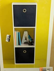 lot 60 image: 11 3 Cube Organizer Shelf - Room Essentials - White