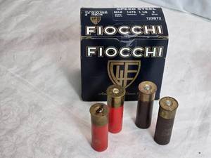 lot 3 image: Mixed lot of 12 Ga Shells in Fiocchi Box