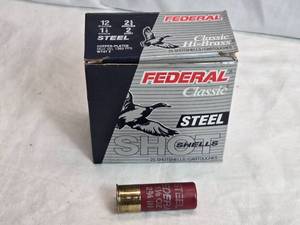 lot 4 image: Federal Classic Steel 12 Gauge 2 Shot Shotgun Shells - 24 Count