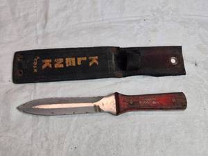 lot 26 image: Klenk Tools Fixed Blade Knife with Sheath KDDK