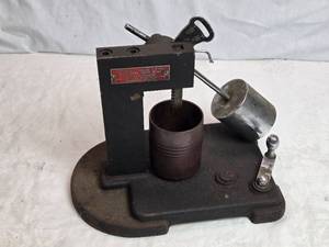 lot 36 image: Hydraulic Valve Lifter Bleed Down Tester BT-60