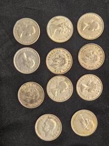 lot 65 image: Set of 11 Vintage Canadian Dime Coins - 40s, 50s, 60s - Silver Content