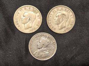 lot 69 image: Lot of 3 Canadian Quarters - 1917, 1941, 1945 - Silver Content