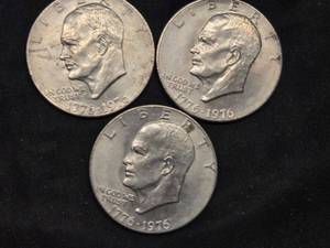 lot 95 image: Lot of 3 Eisenhower Bicentennial Silver Dollars 1776-1976