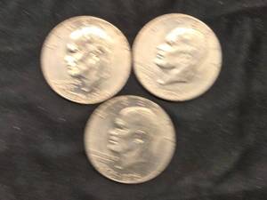lot 96 image: Lot of 3 Eisenhower Bicentennial Silver Dollars 1776-1976