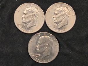 lot 98 image: Lot of 3 Eisenhower Bicentennial Silver Dollars 1776-1976
