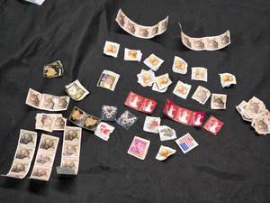 lot 99 image: Assorted Vintage and Modern United States Postage Stamps Collection