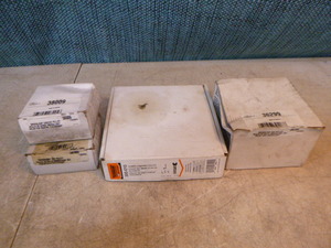 lot 111 image: 4 Pulleys