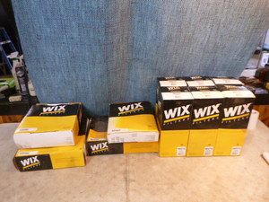 lot 134 image: 10 Wix Air Filters