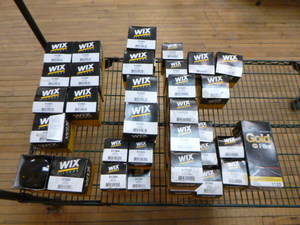 lot 136 image: 42  Wix Oil Filters
