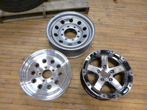 lot 143 image: Tire Rims