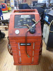 lot 17 image: MotorVac Transtech III Transmission Service System