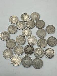 lot 21 image: Lot of 25 Mixed Date Liberty V Nickels