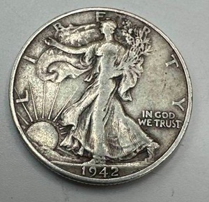 lot 26 image: 1942-D Walking Liberty Half Dollar