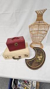Vintage Carrying CaseLuggage, wicker Mannequin Bust