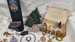 Vintage and Costume Jewelry