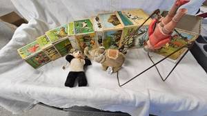 Vintage ToysElephant, Panda, Gymnast and Box Puzzle