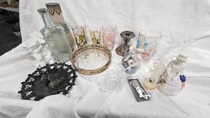 Avon Betsy Ross Bottle, Ventage Character Glases