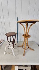 Pedestal Tables and Holder
