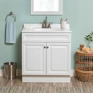 Glacier Bay 31 in. Single Sink White Bath Vanity with White Cultured Marble Top (Assembled)  Customer Returns See Pictures