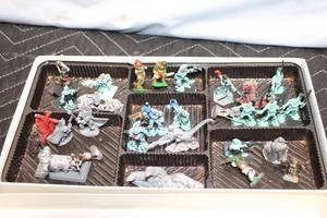 lot 9 image: Collection of 20 Hand-Painted Fantasy Miniatures