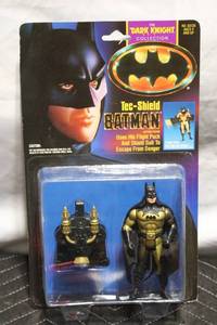 lot 16 image: 1990s Tec-Shield Batman Action Figure with Flight Pack