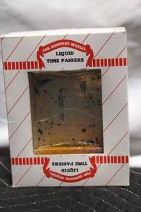 lot 24 image: Liquid Motion Time Passers Desk Toy