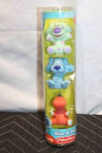 lot 53 image: Fisher-Price Blues Clues & Pals Bathtub Toy Set