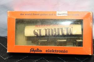 lot 68 image: Vintage Schaller Elektronic Guitar Tuning Heads