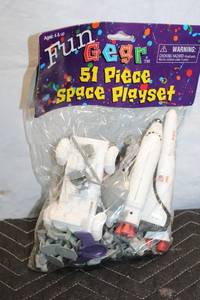 lot 97 image: 51 Piece Space Playset with Astronaut Figures and Space Shuttle
