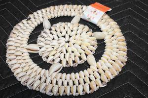 lot 125 image: Collection of Decorative Shell Necklaces in Multiple Patterns