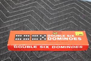 lot 224 image: Vintage Woolworth Double Six Dominoes Set of 28