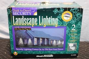 lot 279 image: Heath Zenith Dusk to Dawn Security Landscape Lighting Kit