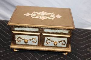 lot 350 image: Vintage Jewelry Box with Assorted Watches and Jewelry Collection
