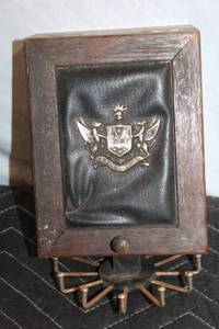 lot 352 image: Vintage Wooden Tie Tack and Tie Bar Holder Box