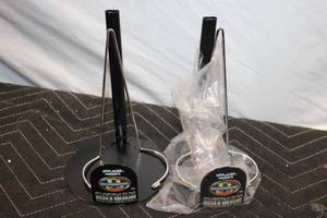 lot 372 image: Set of 2 Applause Presents Batman Display Stands