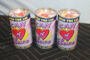 lot 441 image: Set of 3 Novelty Can of Love Decorative Tins