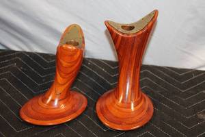 lot 454 image: Pair of Vintage Burnes of Boston Wood and Brass Lamp Bases