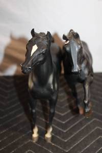 lot 463 image: Pair of Vintage Black Resin Horse Figurines