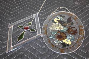 lot 464 image: Set of 2 Stained Glass Hanging Decorations