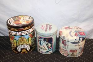 lot 476 image: Trio of Decorative Vintage-Style Tin Containers