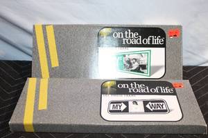 lot 491 image: Set of 2 On The Road of Life Photo Frames - Easy Street & My Way