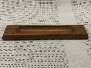 lot 24J image: Handcrafted Vintage Wooden Carved Desk Pen Holder